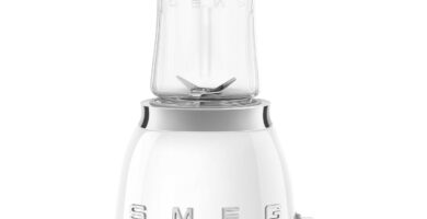 SMEG - Mini Liquidificadora Anni50, Branco PBF01WHEU batidoradevasotop.com